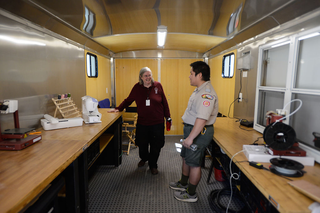 Dr. Jeanne Sinquefield speaks with Invention Scout Executive Thomas Yang